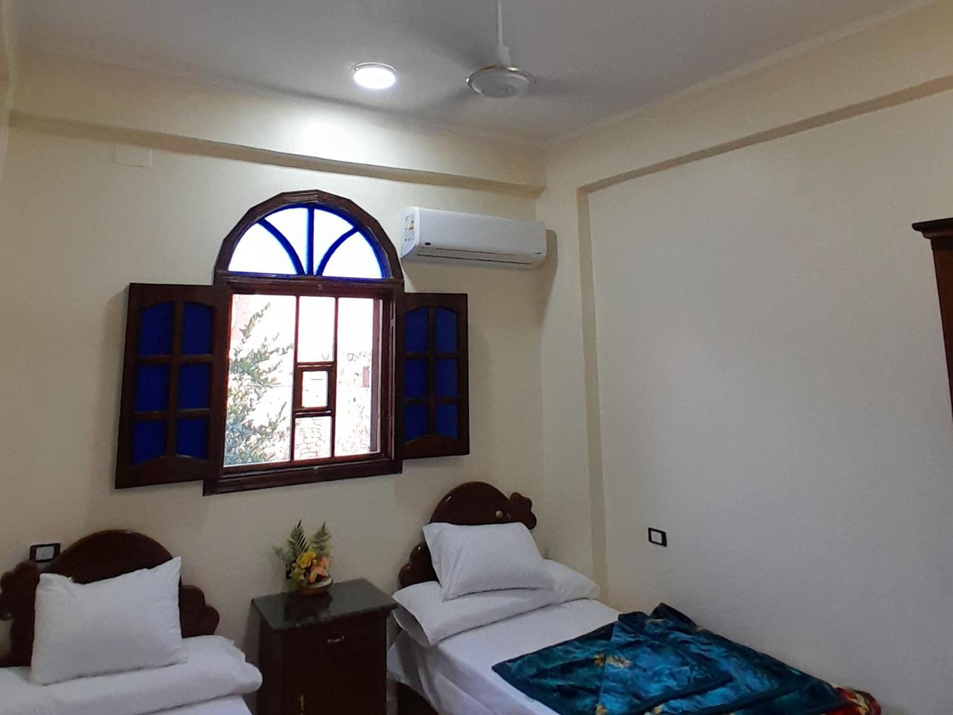 Osiris Guest House Abu Simbel Bagian luar foto